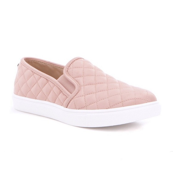 Steve Madden Shoes - Steve Madden Flats